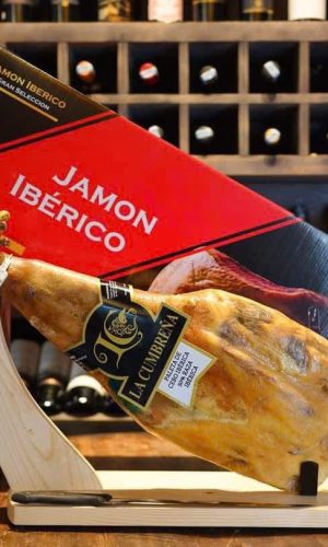 Paleta de Cebo-7hemanos (Đùi trước có xương Iberico)